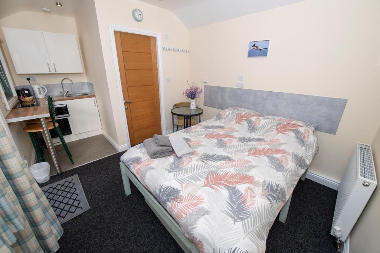 Ferienwohnung Seaways Glamping, Cedar Driffield Exterior foto