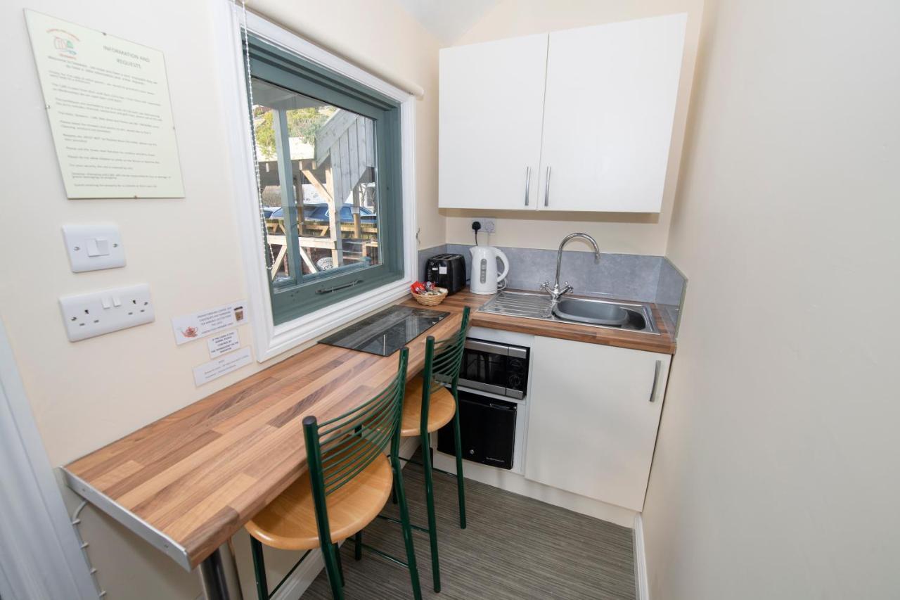 Ferienwohnung Seaways Glamping, Cedar Driffield Exterior foto
